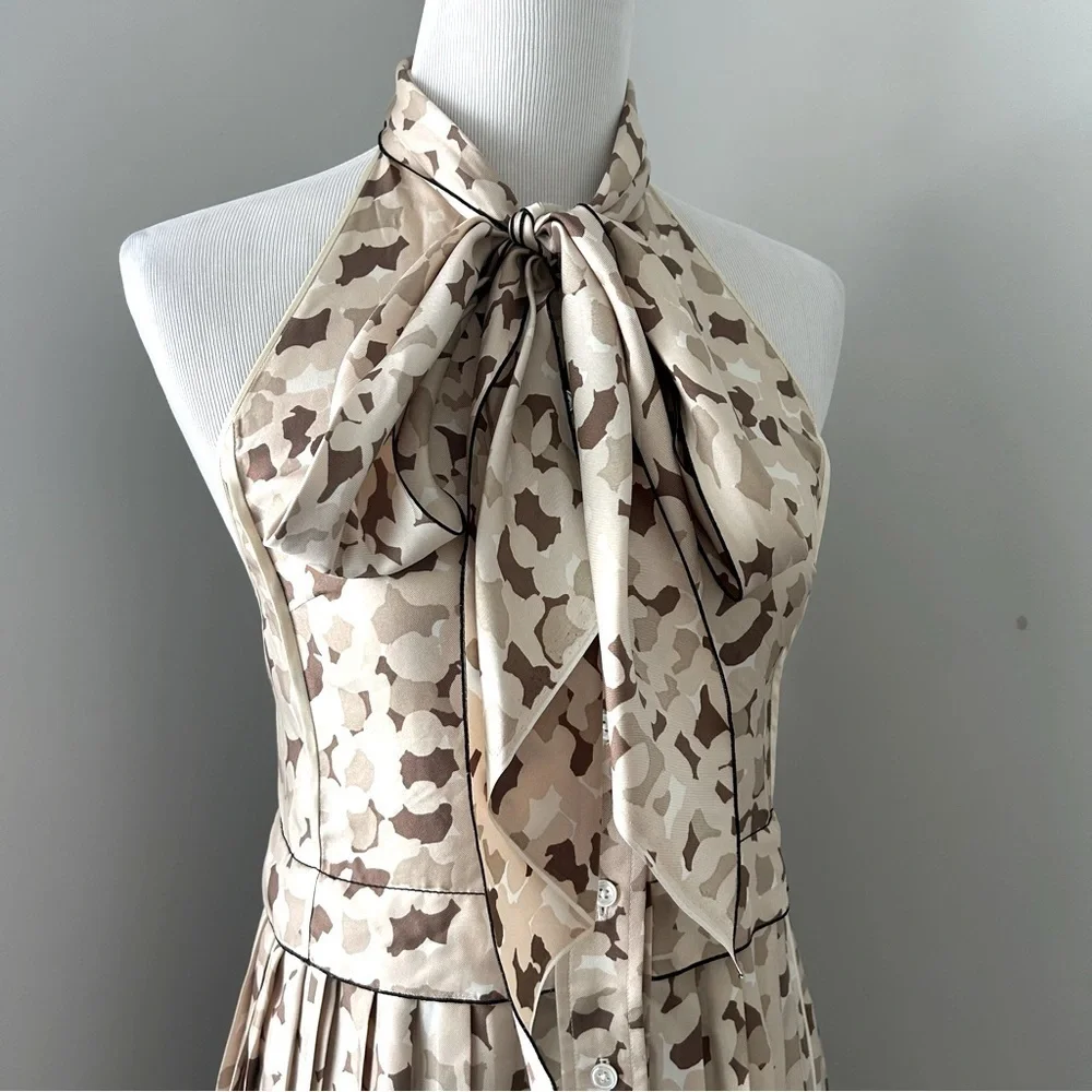 Marc Jacob Silk Pleated Backless Dress - Picture 8 of 16